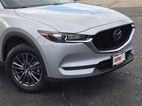 Used 2021 MAZDA CX-5 Touring AWD/4WD image 2