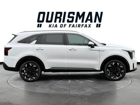 Used 2025 Kia Sorento EX image 7
