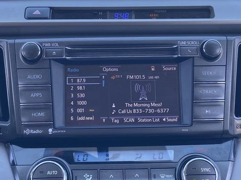 Used 2014 Toyota RAV4 XLE FWD image 27