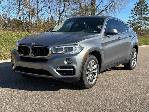 Used 2015 BMW X6 xDrive50i image 1