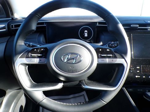 Used 2023 Hyundai Tucson SEL w/ Convenience Package AWD/4WD image 12