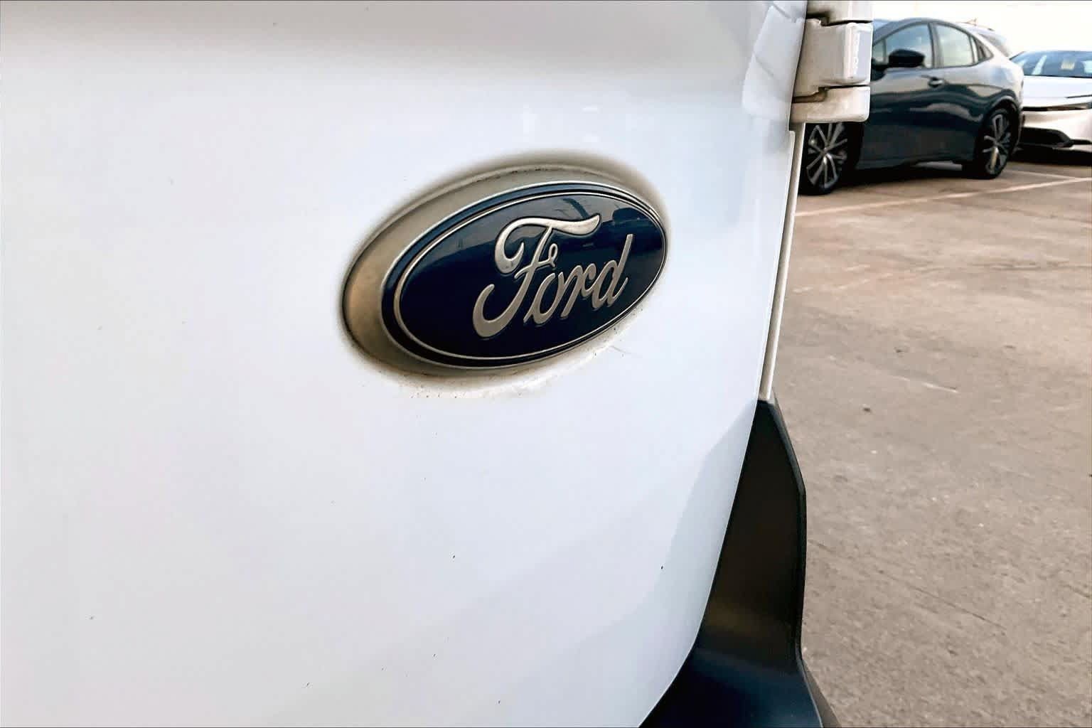 Used 2017 Ford Transit Connect XLT FWD image 9