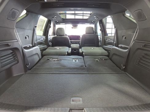 New 2026 Chevrolet Traverse LT image 38