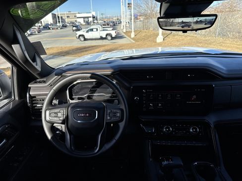 Used 2023 GMC Sierra 1500 AT4 w/ Technology Package image 16