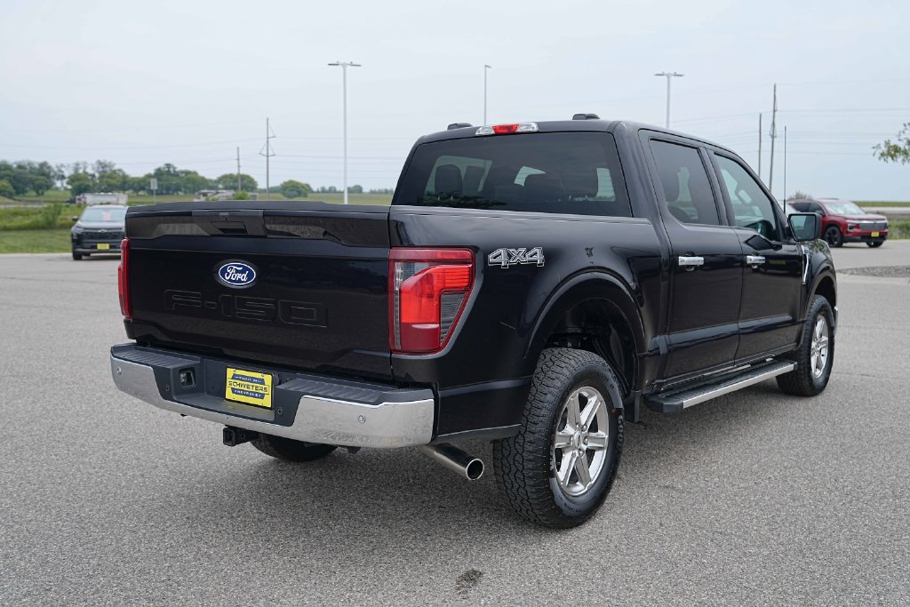 Used 2025 Ford F150 XLT w/ Equipment Group 301A Standard AWD/4WD image 7
