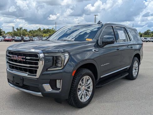 Used 2021 GMC Yukon SLT w/ SLT Luxury Plus Package AWD/4WD image 9