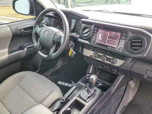Used 2022 Toyota Tacoma SR image 19