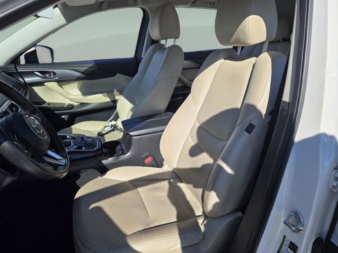 Used 2019 MAZDA CX-9 Touring w/ Touring Premium Package image 13