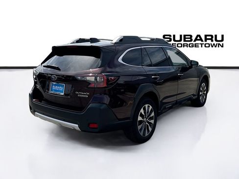 Used 2023 Subaru Outback Touring AWD/4WD image 7