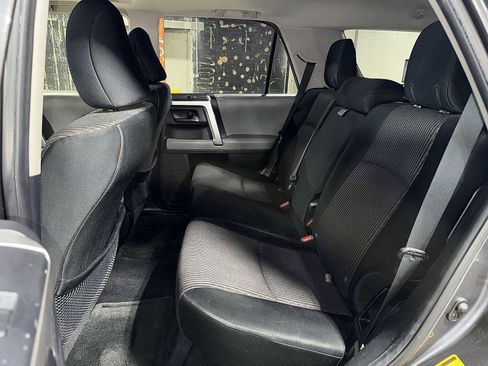 Used 2013 Toyota 4Runner SR5 w/ Convenience Pkg image 17