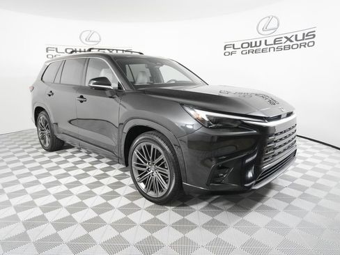 New 2026 Lexus TX 350 AWD image 3