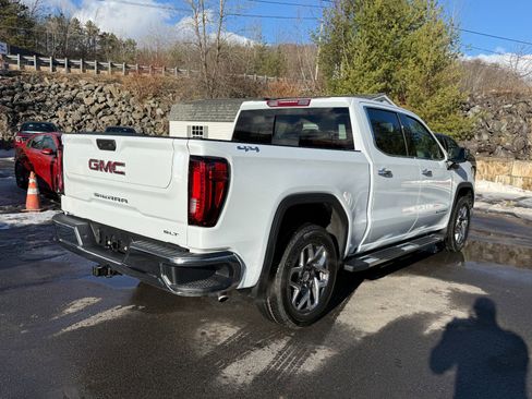 New 2026 GMC Sierra 1500 SLT w/ SLT Premium Package image 5