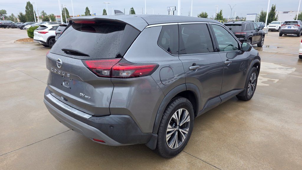 Used 2021 Nissan Rogue SV AWD/4WD image 5