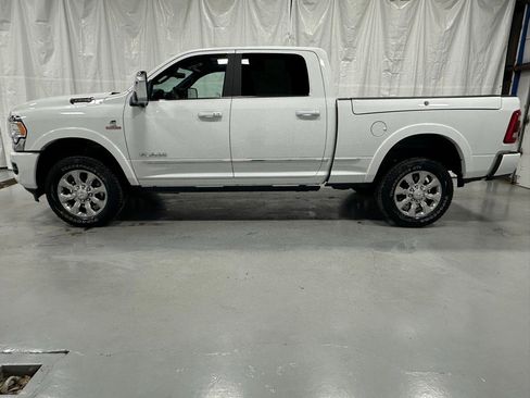 Used 2024 RAM 2500 Limited image 4