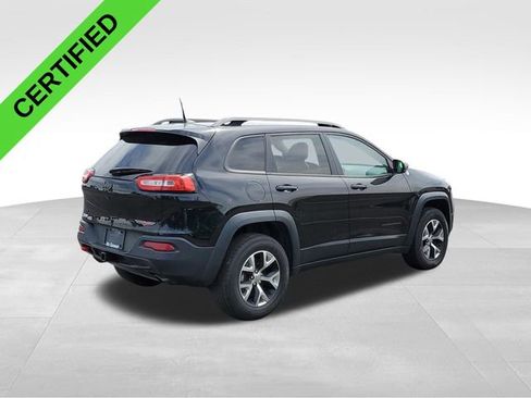 Used 2017 Jeep Cherokee Trailhawk w/ Comfort & Convenience Group AWD/4WD image 4