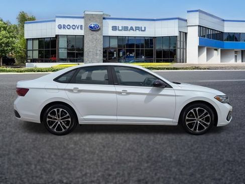 Used 2024 Volkswagen Jetta Sport FWD image 7