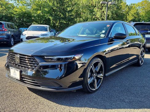 Certified 2023 Honda Accord Sport image 3
