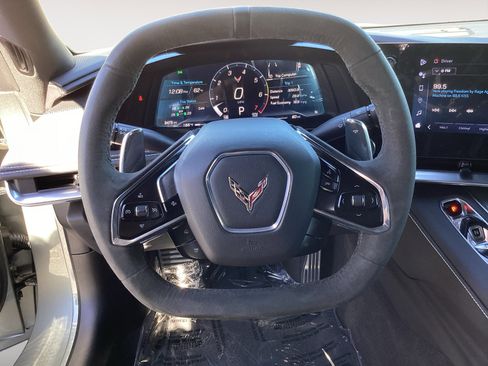 Used 2024 Chevrolet Corvette 1LT image 18