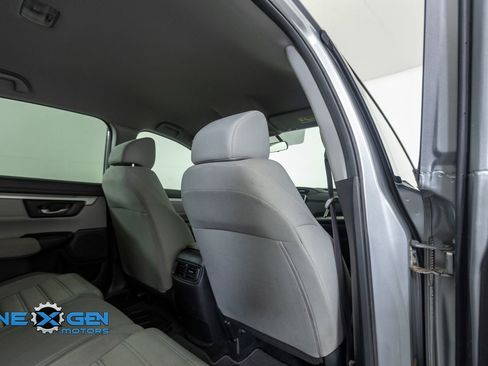 Used 2019 Honda CR-V LX image 34
