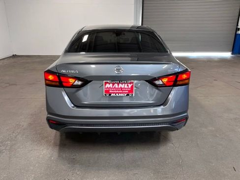 Used 2021 Nissan Altima 2.5 S image 4