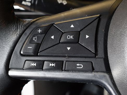 Used 2024 Nissan Sentra SR FWD image 19