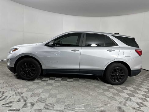 Used 2020 Chevrolet Equinox LS FWD image 5