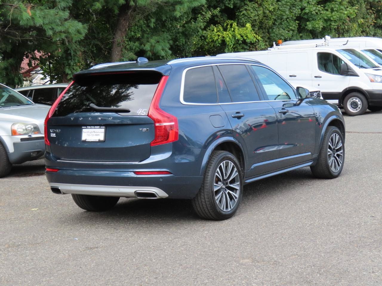 Used 2021 Volvo XC90 T5 Momentum w/ Climate Package AWD/4WD image 5