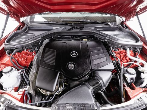 Certified 2025 Mercedes-Benz GLC 300 4MATIC w/ AMG Line image 39