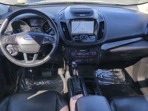 Used 2017 Ford Escape Titanium image 22