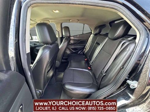 Used 2022 Buick Encore Preferred image 11