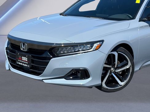 Used 2022 Honda Accord Sport image 1