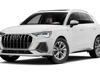 Certified 2025 Audi Q3 2.0T Premium w/ Convenience Package