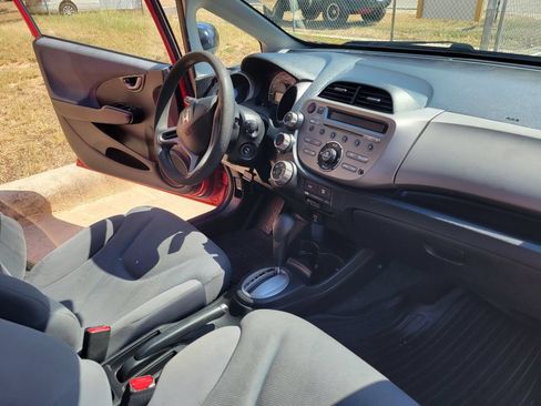 Used 2010 Honda Fit image 15