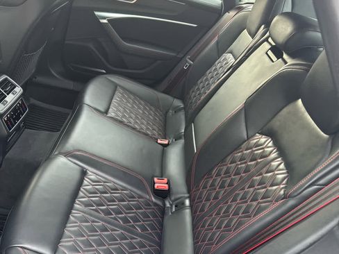 Used 2023 Audi S7 Prestige image 11