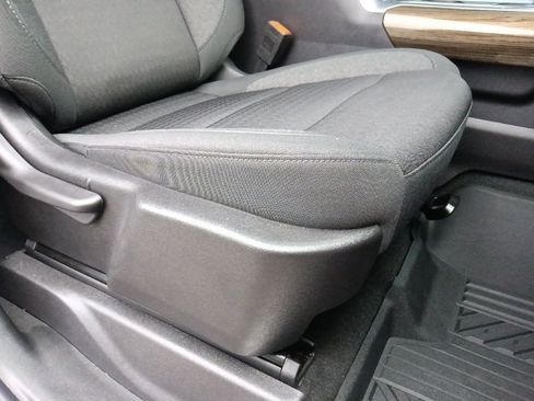 Used 2024 Chevrolet Silverado 1500 LT Trail Boss w/ Convenience Package II image 31