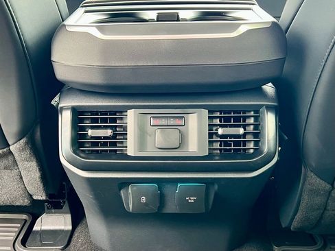 Used 2025 Ford F150 Raptor image 43