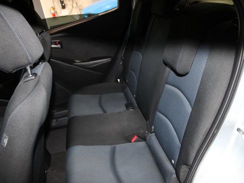 Used 2017 Toyota Yaris iA image 27