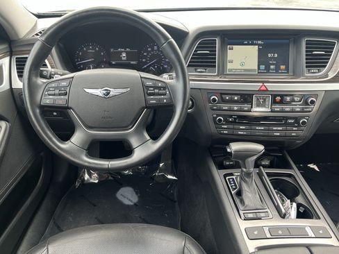 Used 2018 Genesis G80 3.8 AWD/4WD image 16