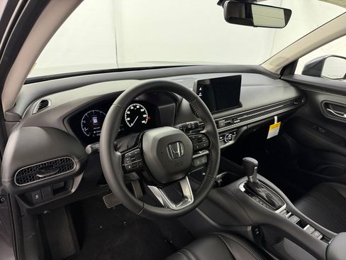 New 2026 Honda HR-V EX-L image 4