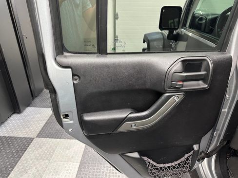 Used 2015 Jeep Wrangler Unlimited Sport w/ Quick Order Package 24S image 16