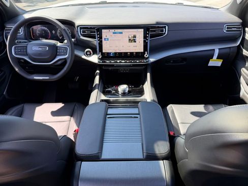 New 2026 Jeep Grand Wagoneer 4WD image 16