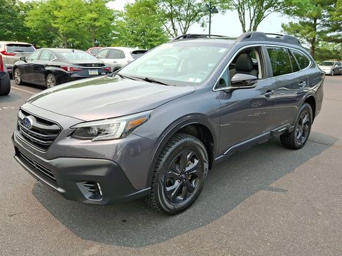 Used 2021 Subaru Outback Onyx Edition XT w/ Popular Package #2 AWD/4WD image 3