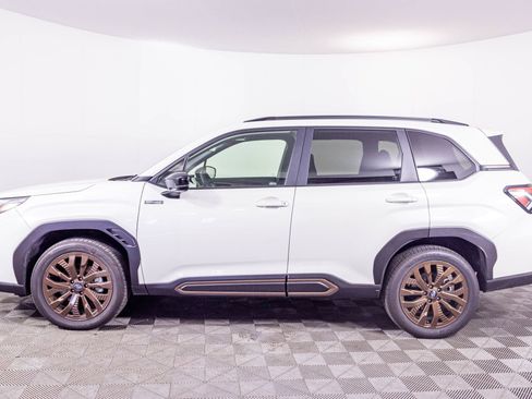 Used 2025 Subaru Forester Sport image 13