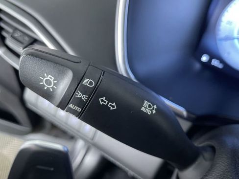 Used 2023 Hyundai Santa Fe Limited image 29