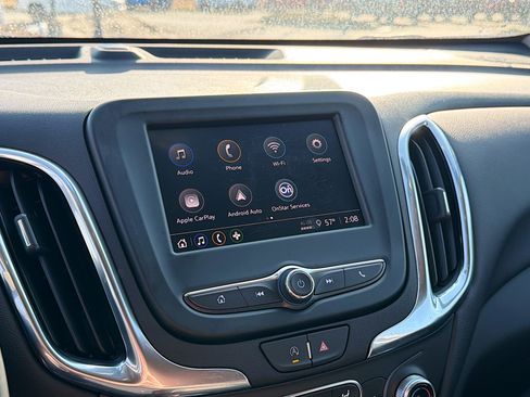 Used 2024 Chevrolet Equinox LT image 9