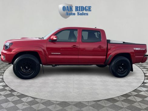 Used 2014 Toyota Tacoma V6 image 8