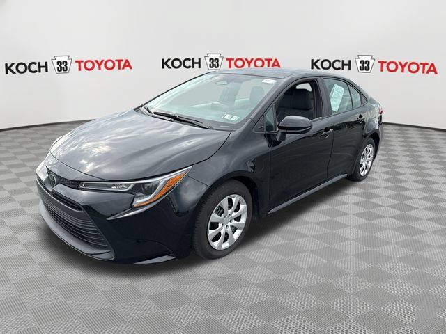 Certified 2023 Toyota Corolla LE FWD image 3