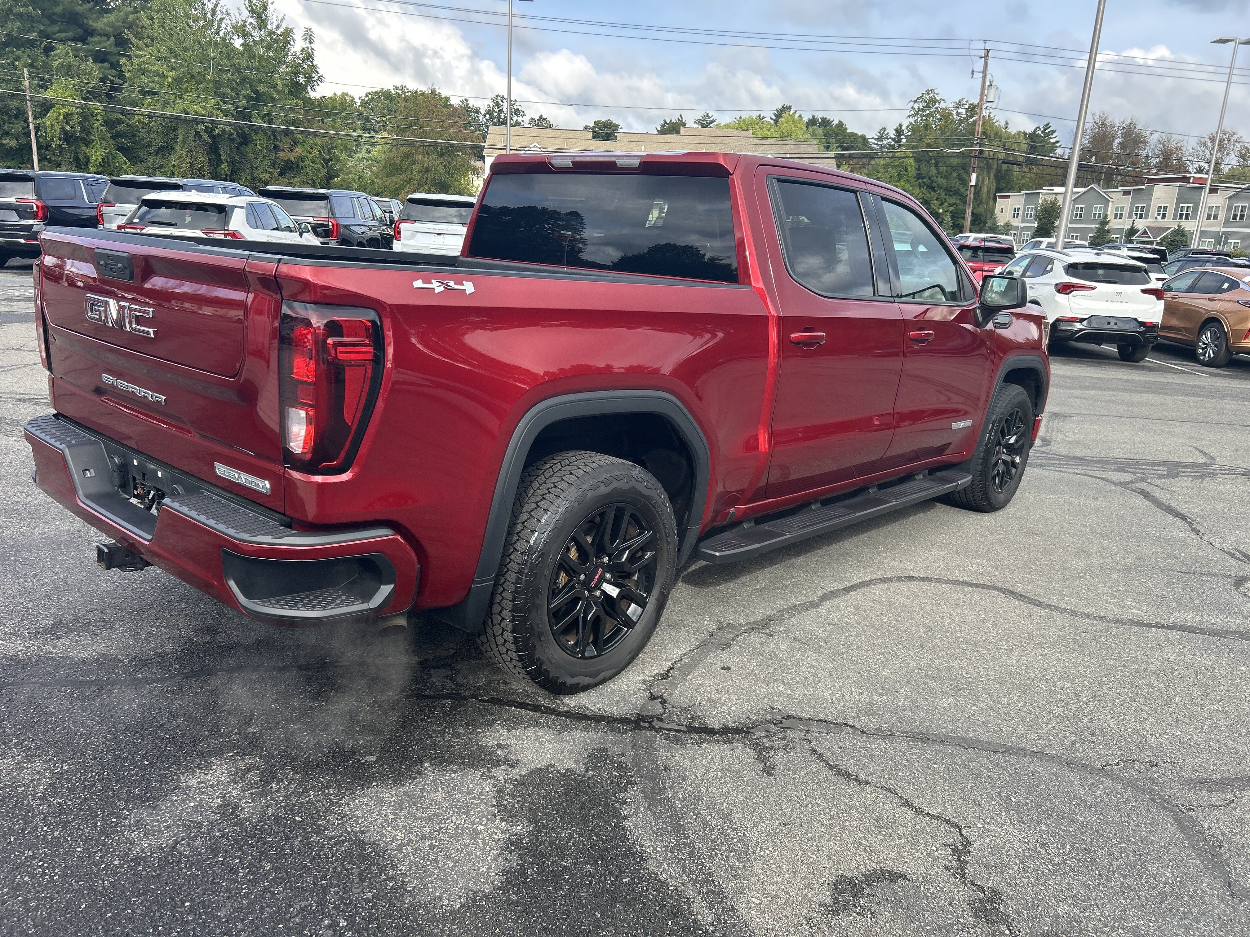 Used 2022 GMC Sierra 1500 Elevation AWD/4WD image 14