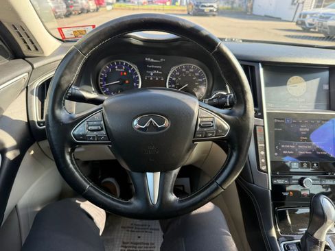 Used 2014 INFINITI Q50 2.0t w/ Moonroof Package image 28