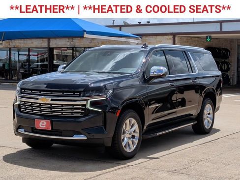 Used 2023 Chevrolet Suburban Premier AWD/4WD image 3